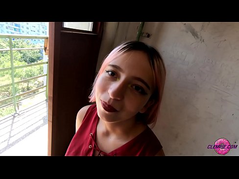 ❤️ סענסואַל תּלמיד סאַקס אַ פרעמדער אין די אָוטבאַקק - מיט זיין פּנים פּאָרנאָ ווק ביי אונדז ❌️❤